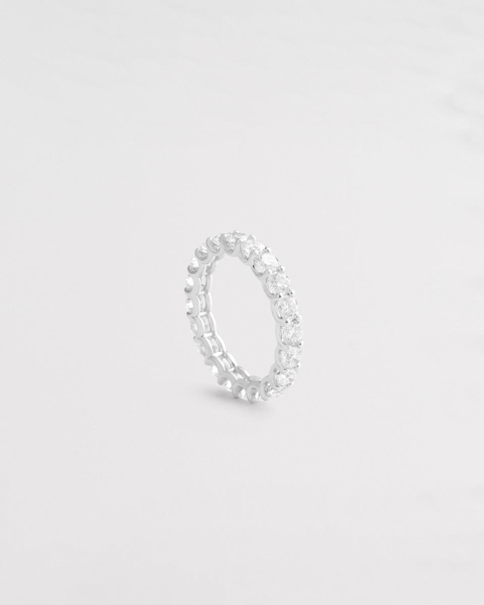 diamond eternity band